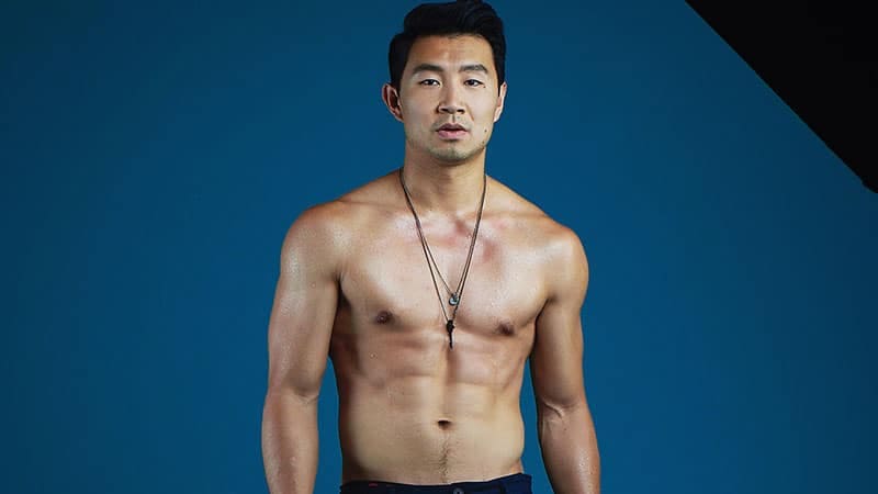 55 Famosos más guapos en la actualidad 15 Simu Liu - Famosos más guapos en la actualidad