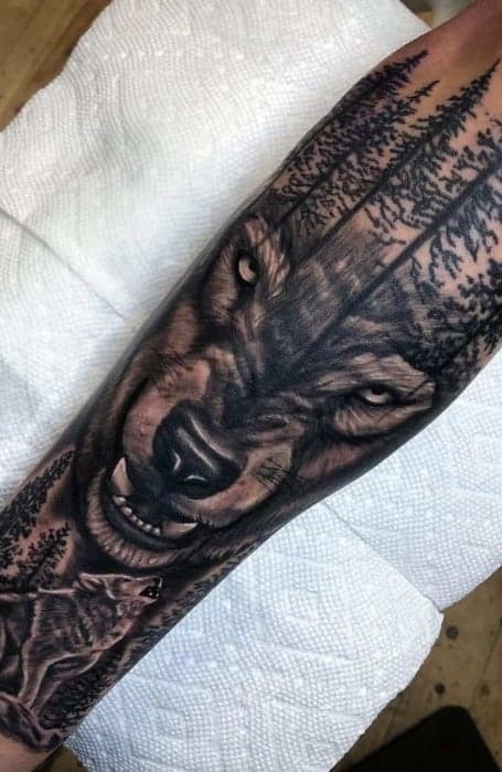 30 Ideas de tatuajes únicos que te encantarán 21 Tatuajes únicos de media manga lobo