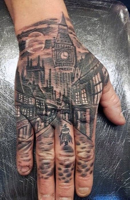 30 Ideas de tatuajes únicos que te encantarán 28 Tatuajes únicos en las manos paisaje