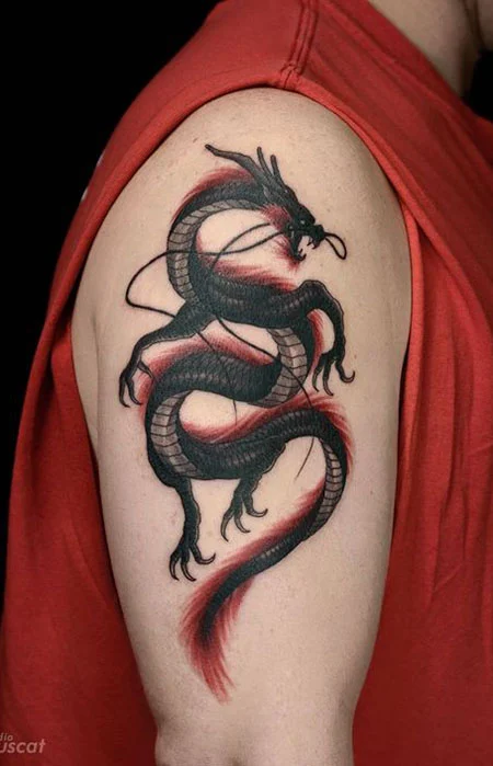 Tatuaje de dragón para hombres
