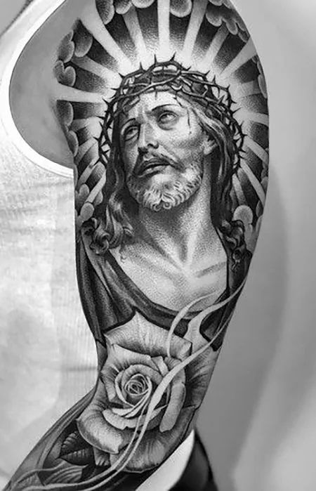 Tatuaje religioso para hombres