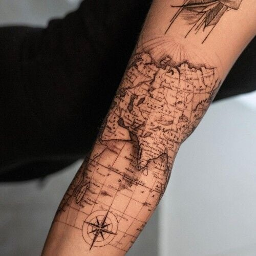 Tatuaje de mapa para hombres