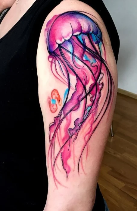 Tatuaje de medusa en acuarela para mujeres