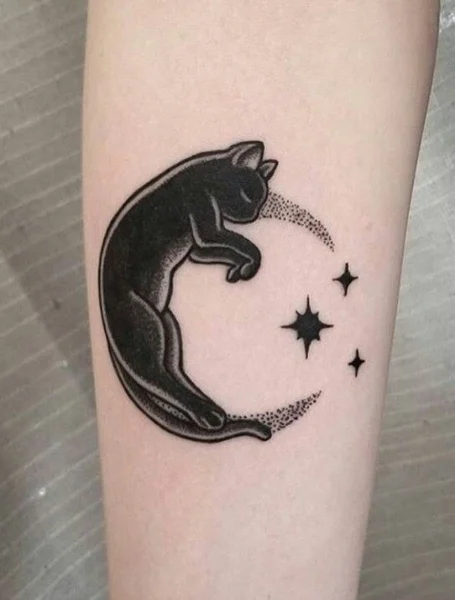 Tatuaje de luna de gato