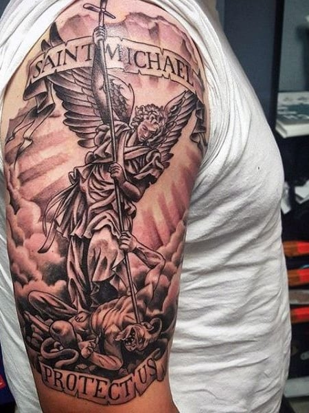 Tatuaje del ángel Miguel