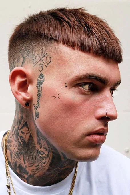 Tatuaje de cara de estrella para hombres