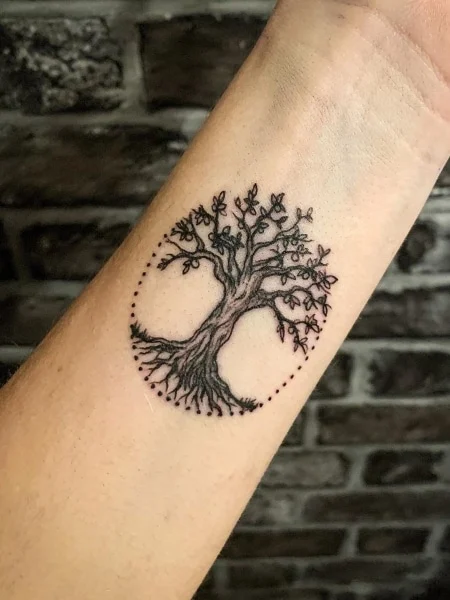Tatuajes de mujeres del árbol de la vida