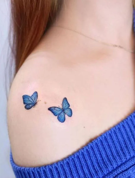 Tatuaje de mariposa azul