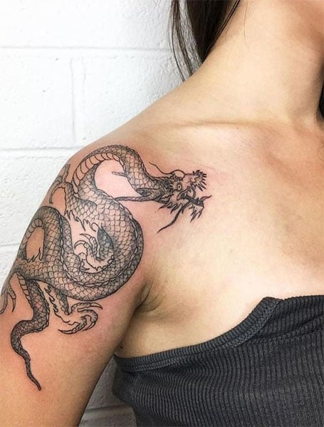 Tatuaje de dragón clásico