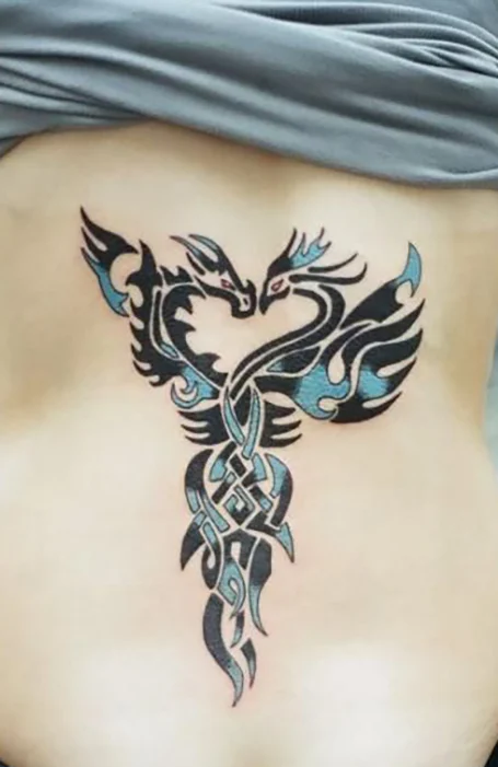Tatuaje de dragón y fénix 