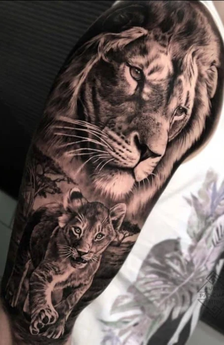 Tatuajes de león en familia