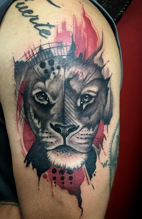 Tatuajes de Trash Polka de león 