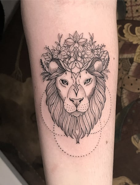 Tatuajes para mujeres de leones