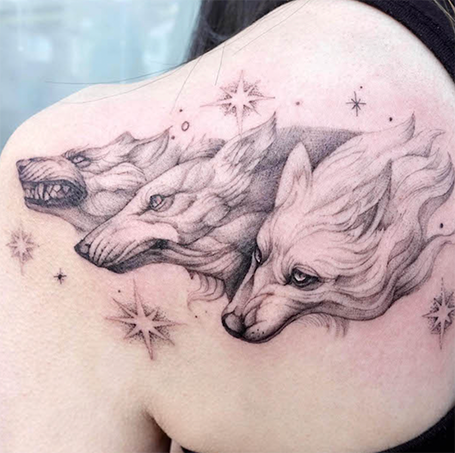 Tatuajes de lobos en manada 