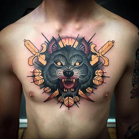 Tatuaje en el pecho de lobo 
