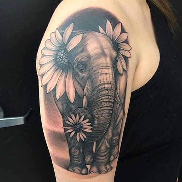 Tatuajes con flores de elefante 