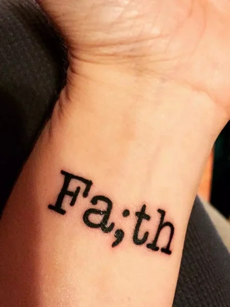 Tatuajes de fe significativos