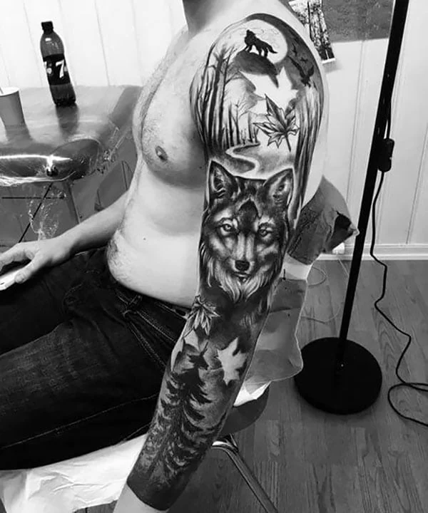 Tatuajes de manga de lobo