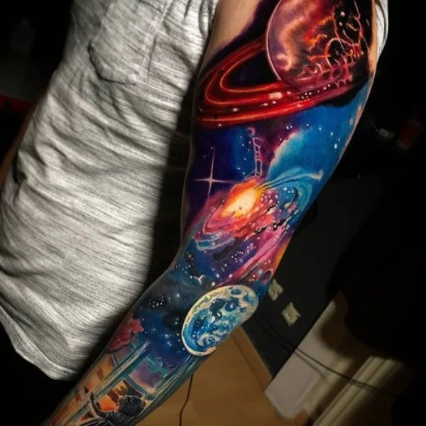Manga del tatuaje de galaxia