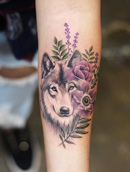 Tatuajes de lobo para mujeres
