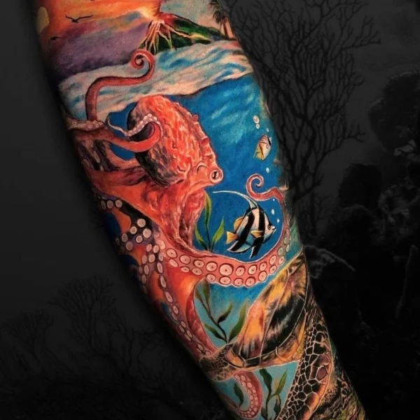 Tatuaje del océano en la manga 