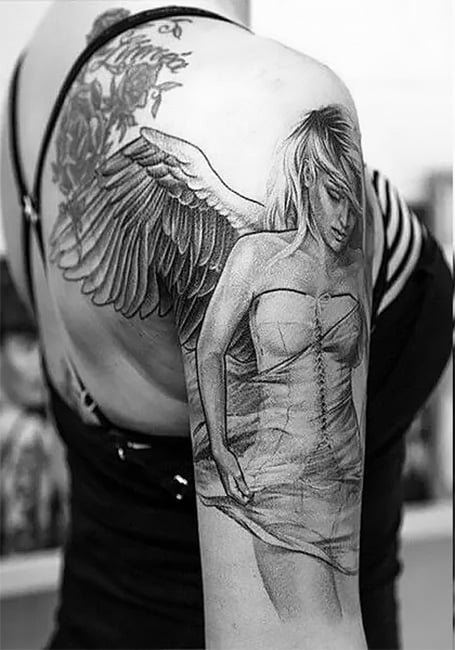 Tatuaje de manga de ángel