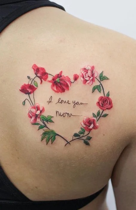 tatuaje de flor y corazon