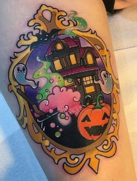 tatuaje en el musolo de halloween