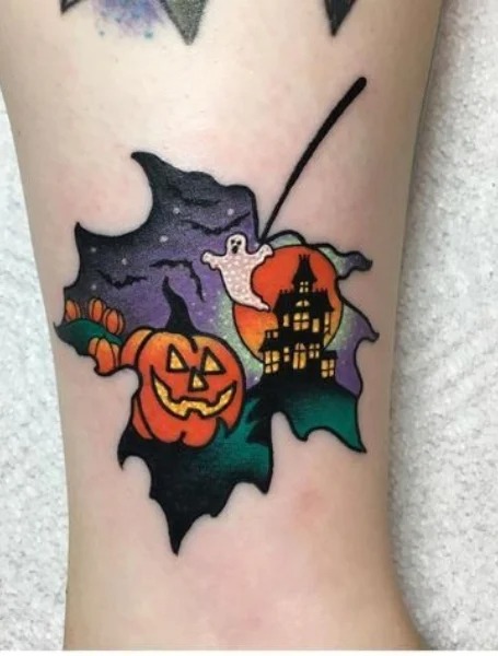 tatuaje en la pierna de halloween
